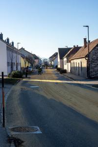 Maisschrot landet durch einen technischen Defekt auf der Straße