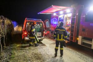 Schwieriger Einsatz von acht Feuerwehren bei Dachstuhlbrand in Weißenkirchen