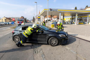 Pkw-Bergung nach Unfall auf der Kremser Wiener Straße