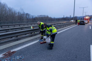 Auffahrunfall auf der Donaubrücke führt zu Behinderungen im Abendverkehr
