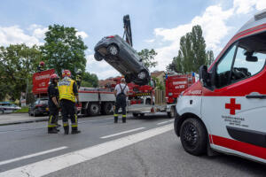 Kreuzungsunfall in Langenlois - Zwei Fahrzeuge schwer beschädigt