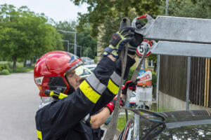 Kreuzungsunfall in Langenlois - Zwei Fahrzeuge schwer beschädigt