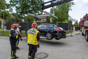 Kreuzungsunfall in Langenlois - Zwei Fahrzeuge schwer beschädigt