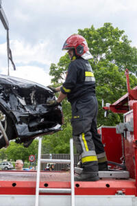 Kreuzungsunfall in Langenlois - Zwei Fahrzeuge schwer beschädigt