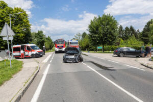 Kreuzungsunfall in Langenlois - Zwei Fahrzeuge schwer beschädigt