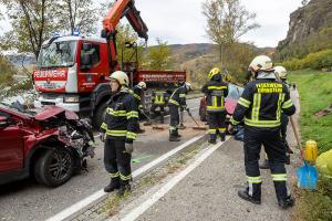 Kollision auf der B3 in Dürnstein - Frau schwer verletzt mit Christophorus 2 abtransportiert