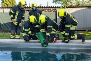 Drei Feuerwehren beim Brand einer Garage im Einsatz