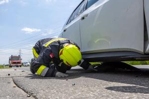 Kreuzungsunfall auf der L7073 in Theiss