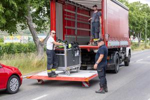 Dachstuhlbrand bei tropischen Temperaturen fordert die Feuerwehr