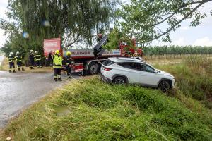 Spaziergänger findet auf der Gobelsburger Haide einen verlassenen Pkw im Graben