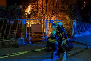 Von der Übung zum Brandeinsatz - Vermuteter Wohnhausbrand in der Mitterau