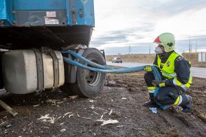 Kollision zwischen Pkw und Lkw fordert ein Todesopfer
