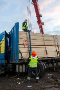 Kollision zwischen Pkw und Lkw fordert ein Todesopfer