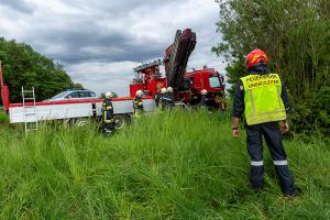 Zweifache Menschenrettung auf der B37 - Drei Feuerwehren im Einsatz