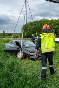 Zweifache Menschenrettung auf der B37 - Drei Feuerwehren im Einsatz