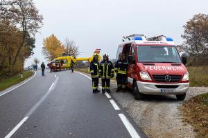 Frontalzusammenstoß zweier Fahrzeuge auf der L43