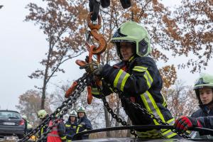 Frontalzusammenstoß zweier Fahrzeuge auf der L43