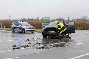Eine verletzte Person bei Unfall auf der L114