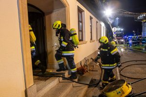 KR B3 Dachstuhlbrand 09112025-37