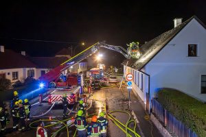 KR B3 Dachstuhlbrand 09112025-46