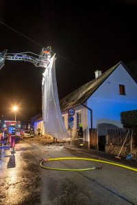 KR B3 Dachstuhlbrand 09112025-66