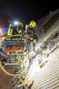 KR B3 Dachstuhlbrand 09112025-9