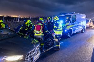 Verkehrsunfall auf der L114 - Motorrad kollidiert mit Pkw