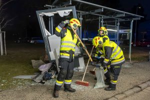 Schwerer Sachschaden nach Unfall in Lerchenfeld