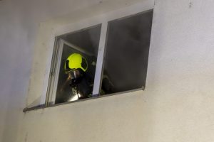 Zwei verletzte Personen bei Wohnungsbrand in Etsdorf