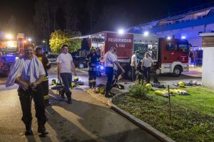 Zwei verletzte Personen bei Wohnungsbrand in Etsdorf