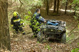 Stundenlanges Warten auf Rettung - Quad-Lenkerin nach Unfall in Waldstück befreit
