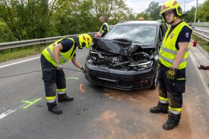 Karambolage auf der B3 in Krems - Vier Fahrzeuge nach Auffahrunfall beschädigt