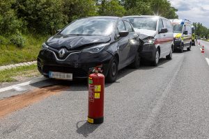 Drei Fahrzeuge in Auffahrunfall auf der B218 verwickelt