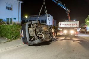 Schwerer Verkehrsunfall in Lerchenfeld - Pkw überschlägt sich nach Kollision